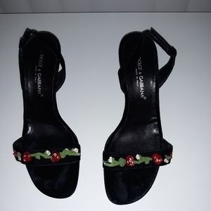 Dolce &Gabbana Heels Velvet Toe Bed/ Strap Sequin Floral Detail Size 38.5/7.5 US